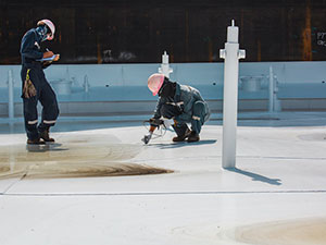 Commercial Roof Maintenance1